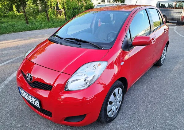 toyota Toyota Yaris cena 19900 przebieg: 122000, rok produkcji 2009 z Białystok